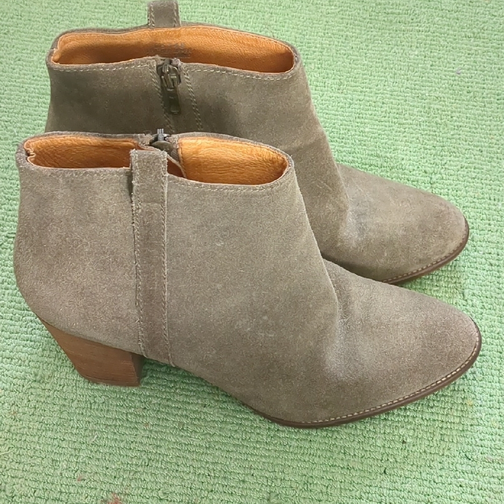 Women's Suede Ankle Boots